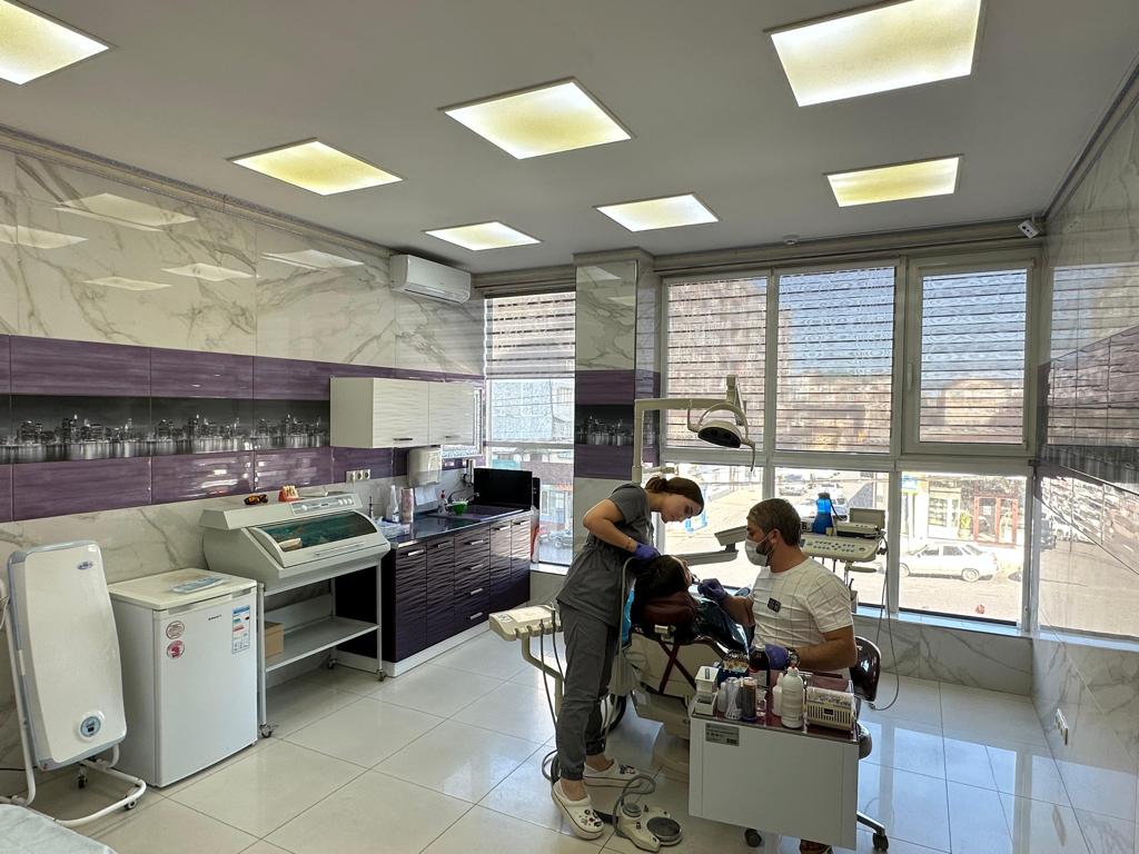 Зона Фойе в стоматологии Силиб в Махачкале